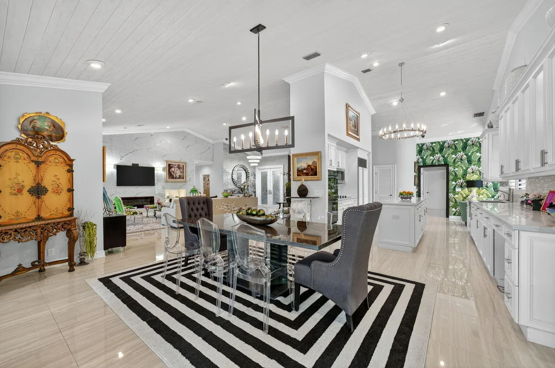 Photo of 7205 MANDARIN Drive