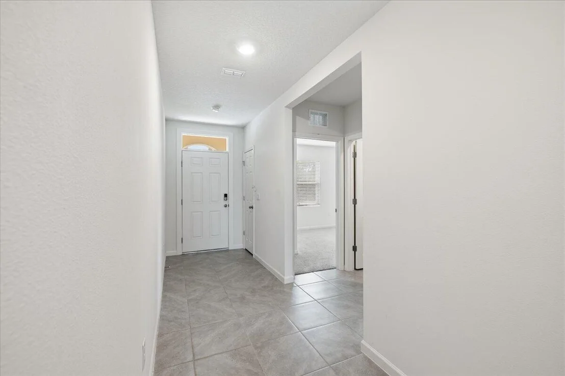 Photo of 1072 Roseland Road