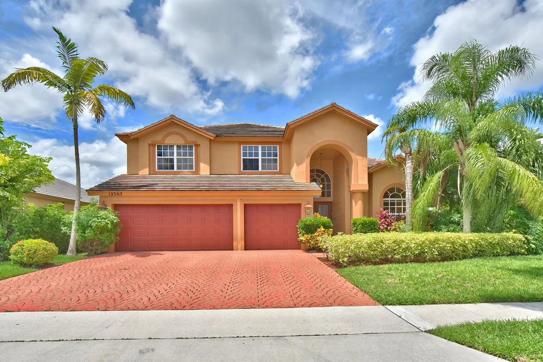 Photo of 12307 Cascades Pointe Drive