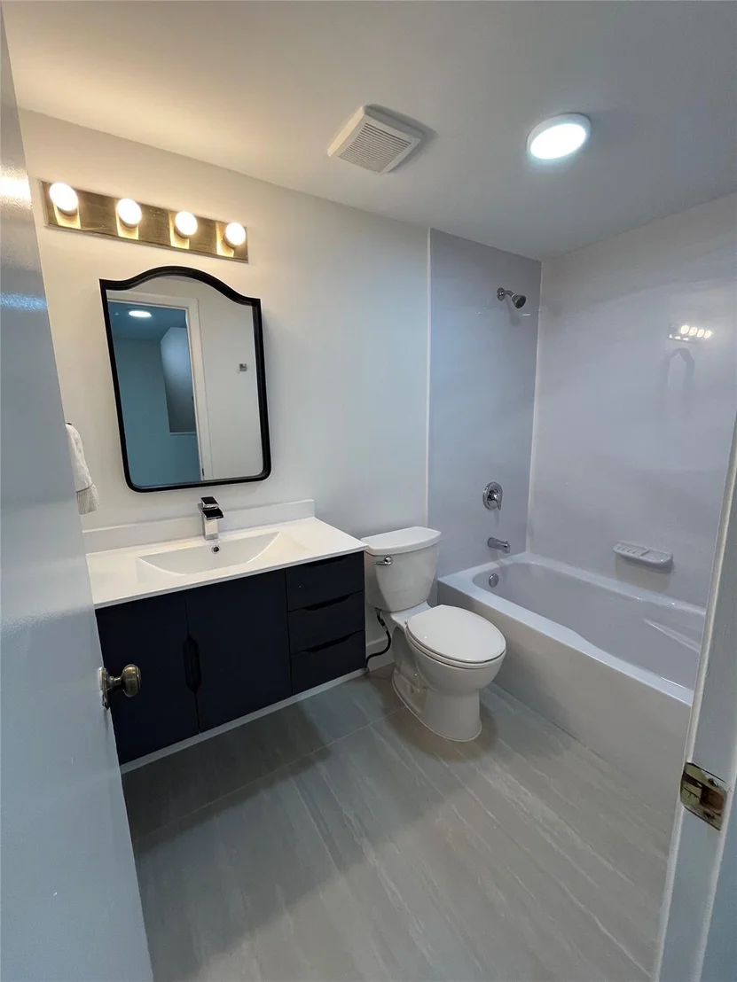 Photo of Unit 4754 at 4754 NW 89th Avenue