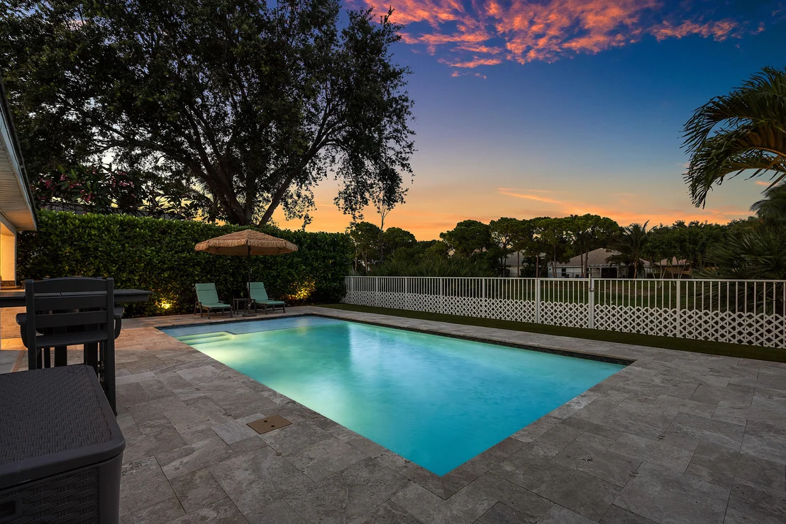 Photo of 583 Canoe Point