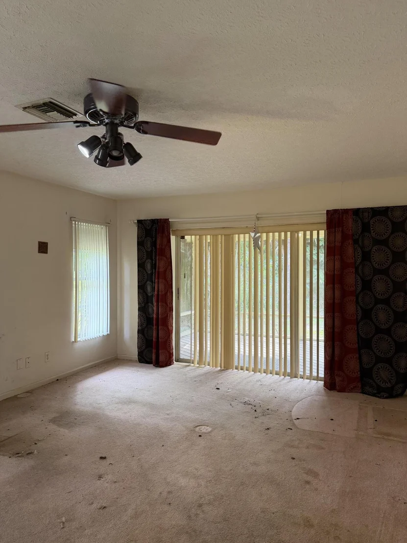 Photo of 1140 SE Buttonwood Circle