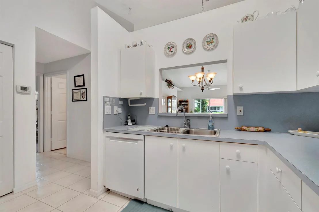 Photo of 6192 Caladium Road