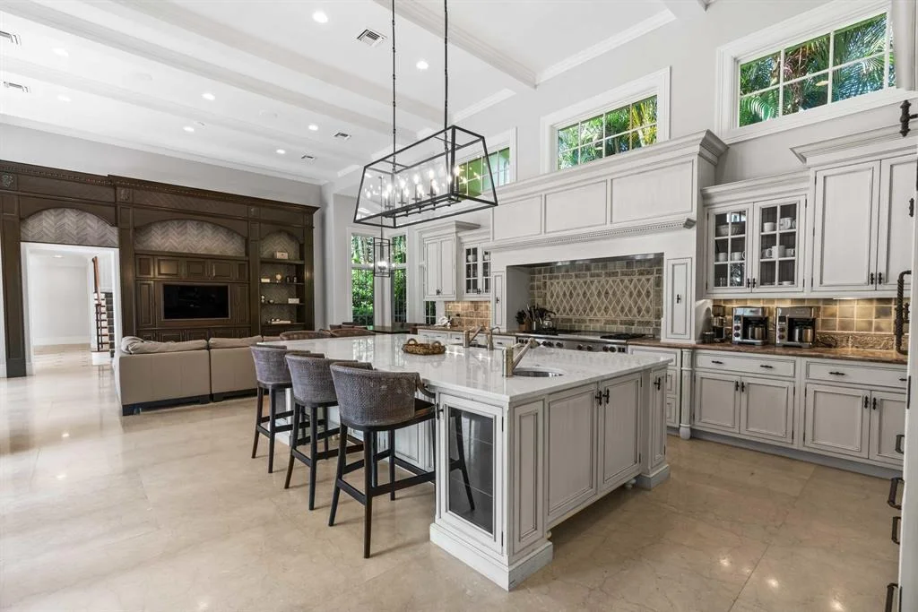 Photo of 406 Mariner Drive