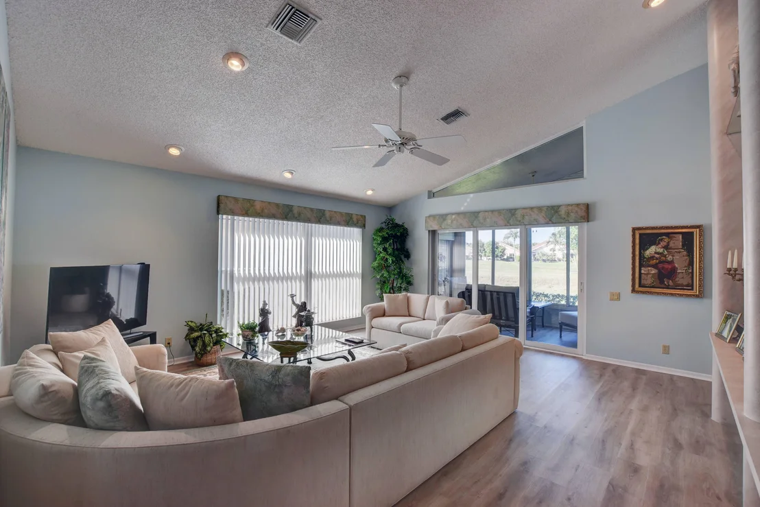 Photo of 6091 Bay Isles Drive