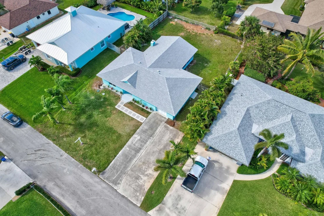 Photo of 4705 SE Manatee Terrace