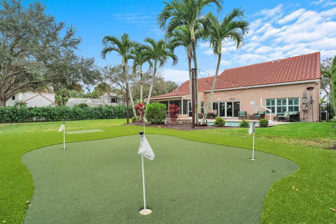 Photo of 1008 Pine Lake Circle