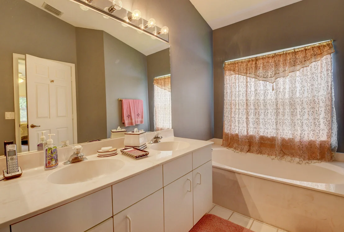 Photo of 12381 Boneventure Drive