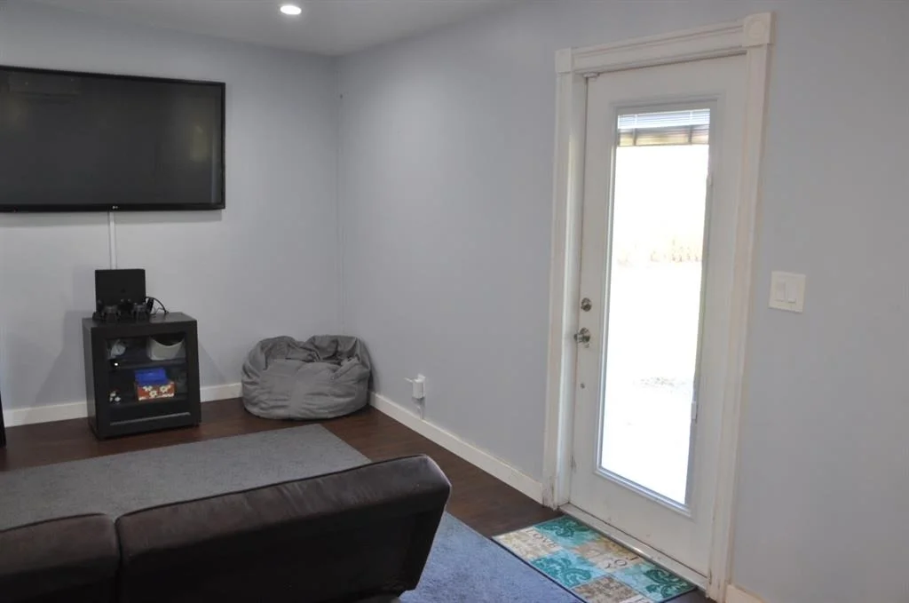 Photo of 551 Teak Drive