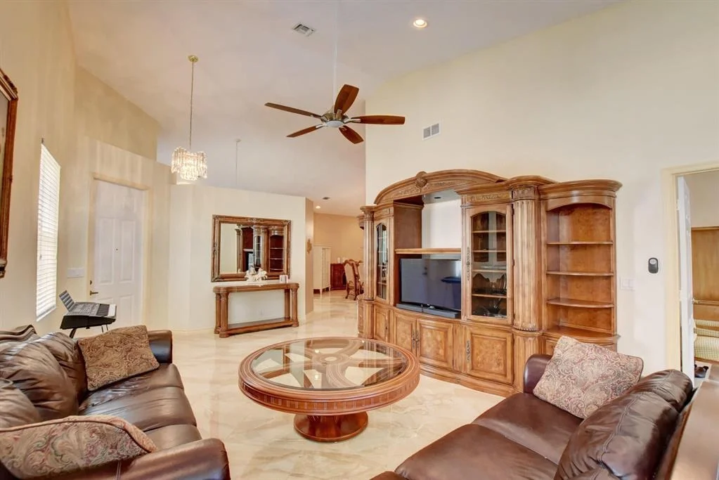 Photo of 6164 Petunia Road