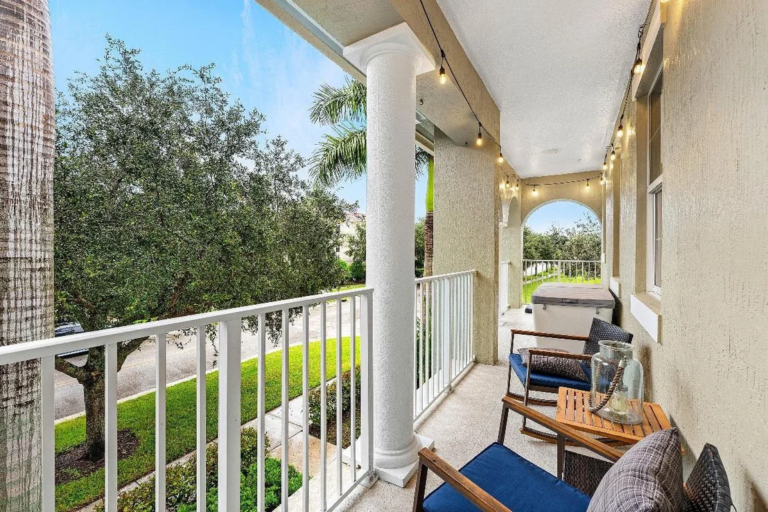 Photo of 1056 Community Drive