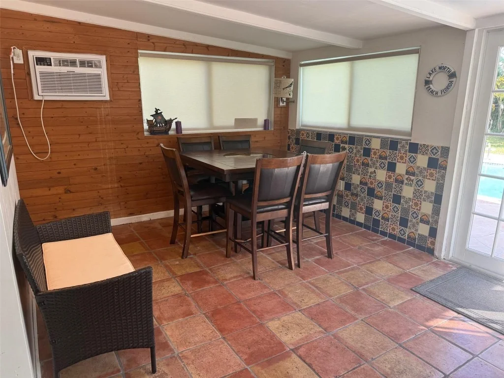 Photo of 920 Wright Drive