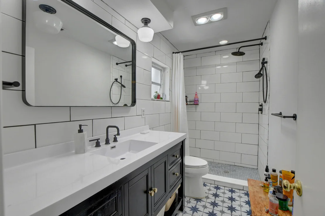 Photo of 299 Del Rio Boulevard