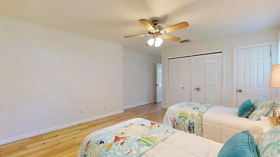 Photo of 3108 SE Iris Street
