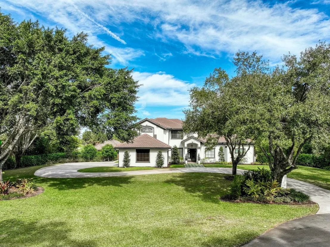 Photo of 1216 SE Colony Way