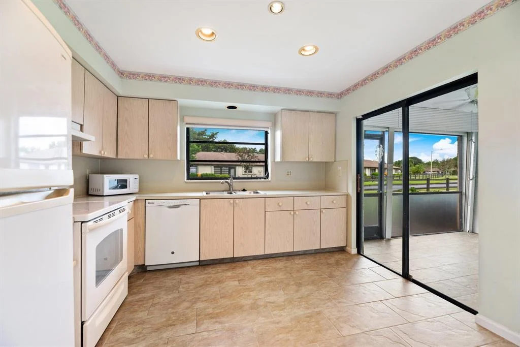 Photo of Unit B at 4826 Equestrian Circle