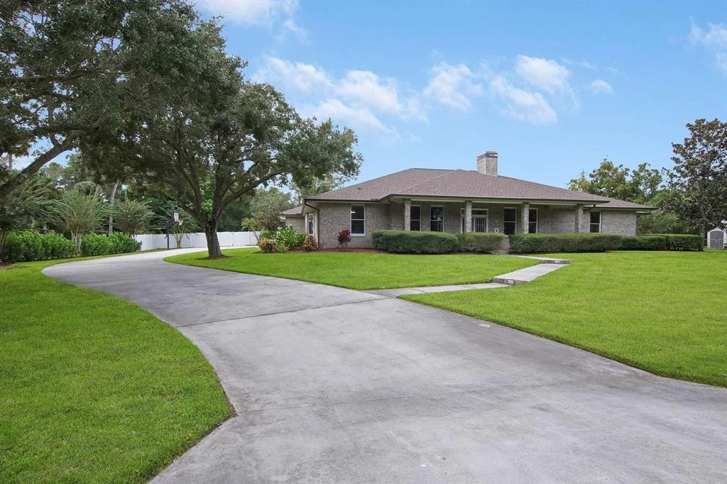 Photo of 3903 Promenade Way