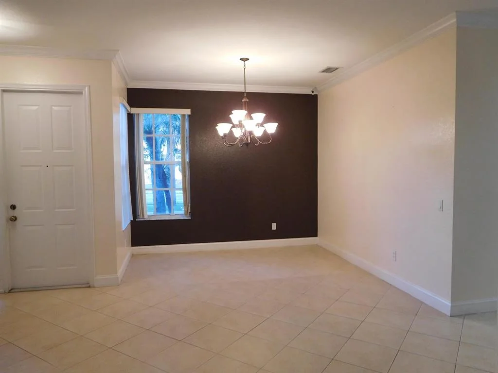 Photo of 5515 Mainship Drive
