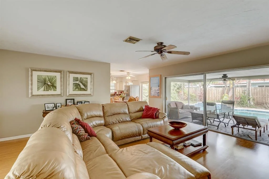 Photo of 480 SE 1st Avenue