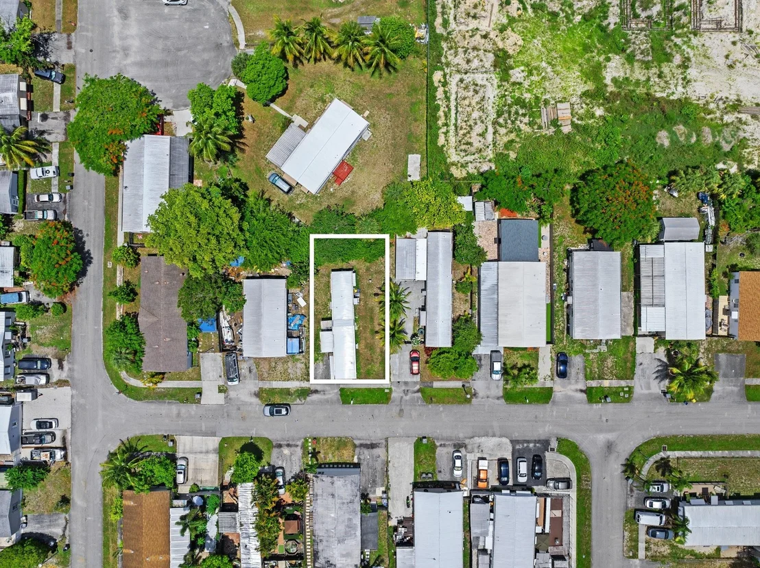Photo of 22868 Cascade Road