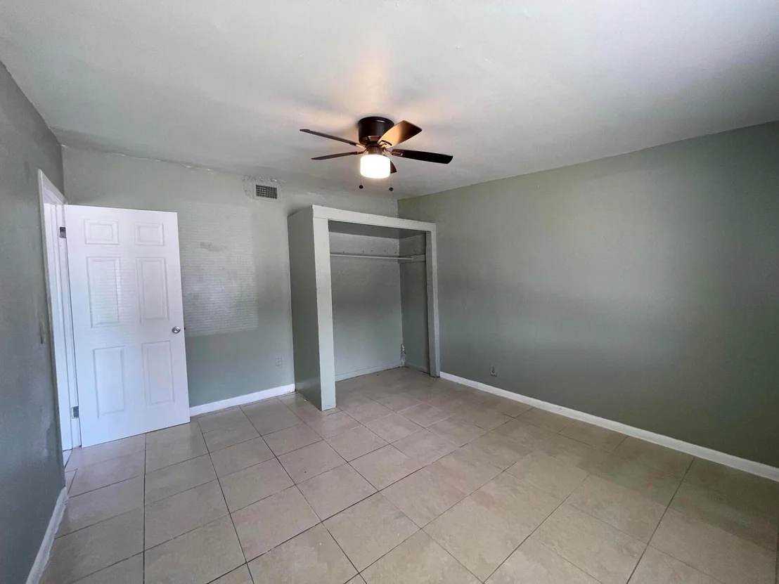 Photo of 3690 Seacrest Boulevard