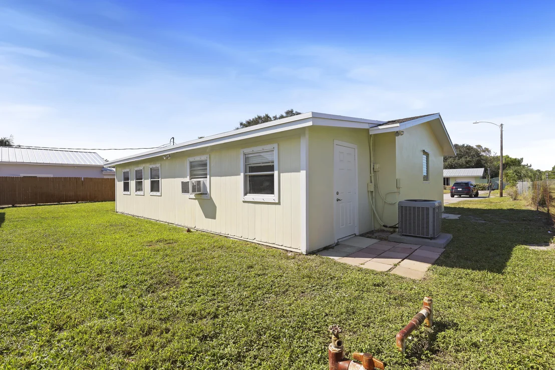 Photo of 18905 SE Southgate Drive