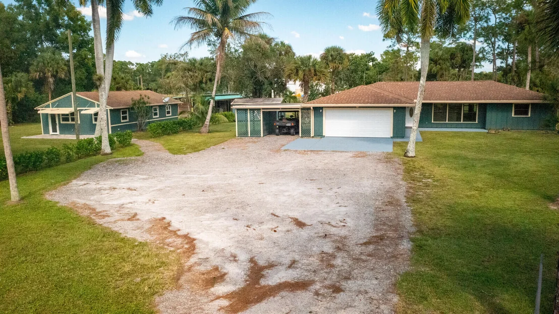 Photo of 13579 Farley Road