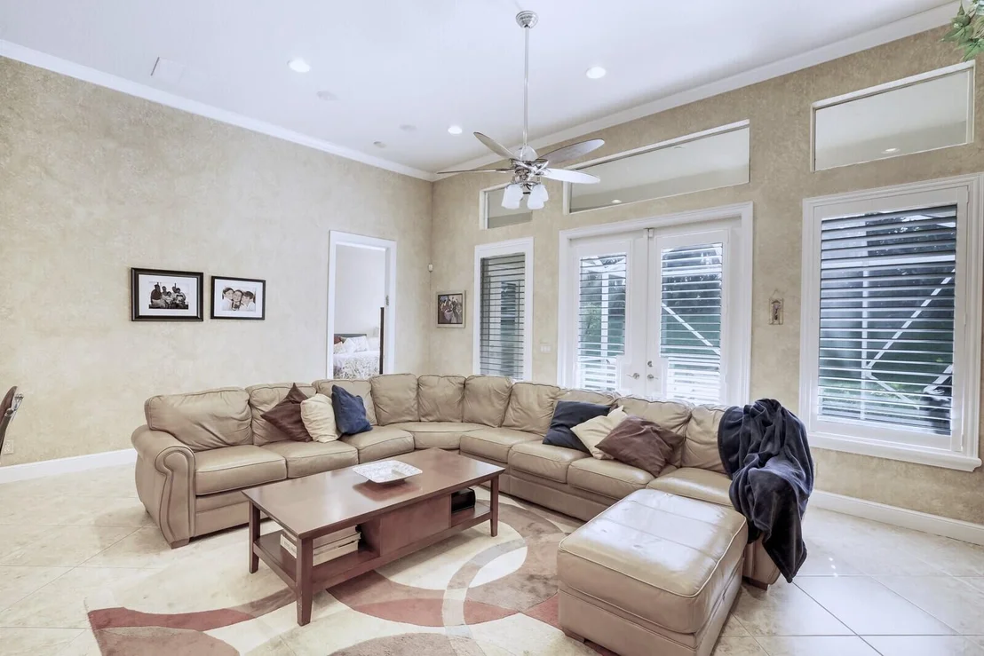 Photo of 10293 Trianon Place
