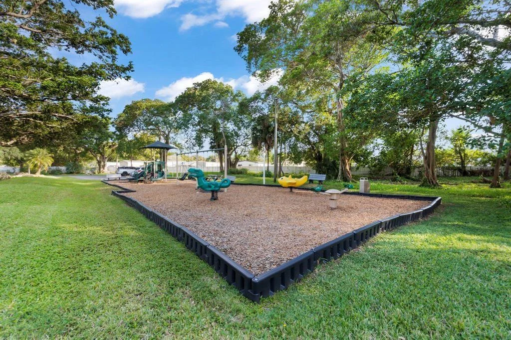 Photo of 6643 NW Bayfront Drive