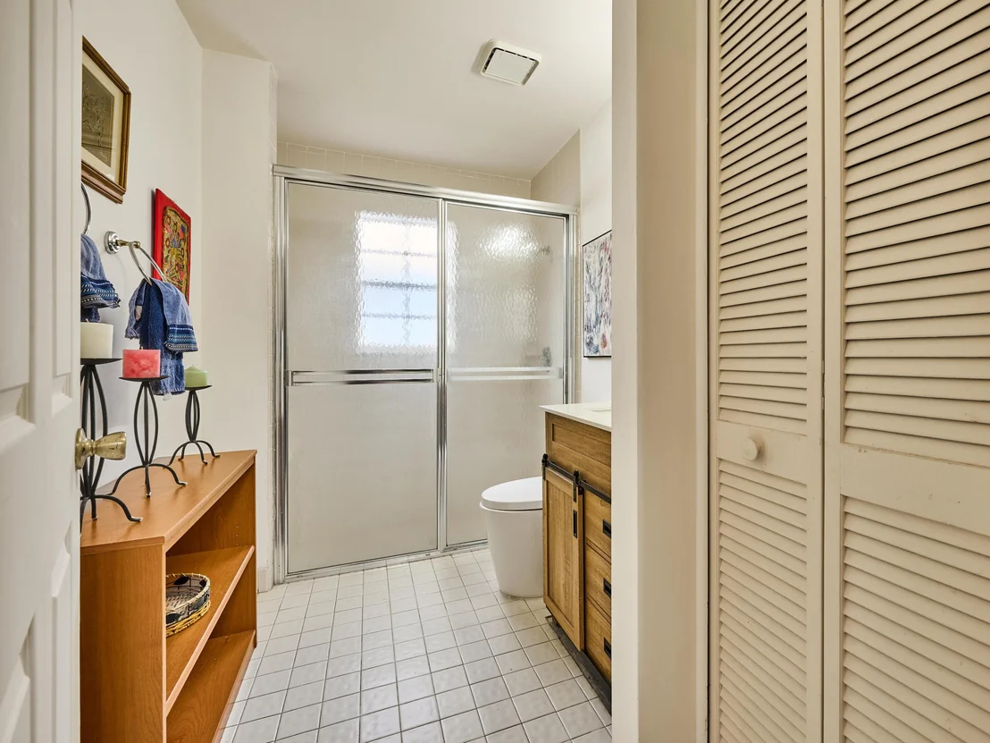 Photo of 6093 Bay Isles Drive