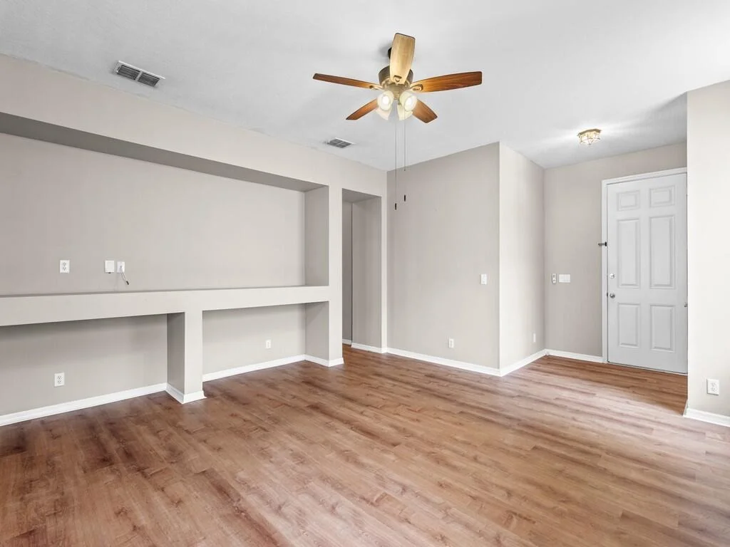 Photo of 7870 15th Lane