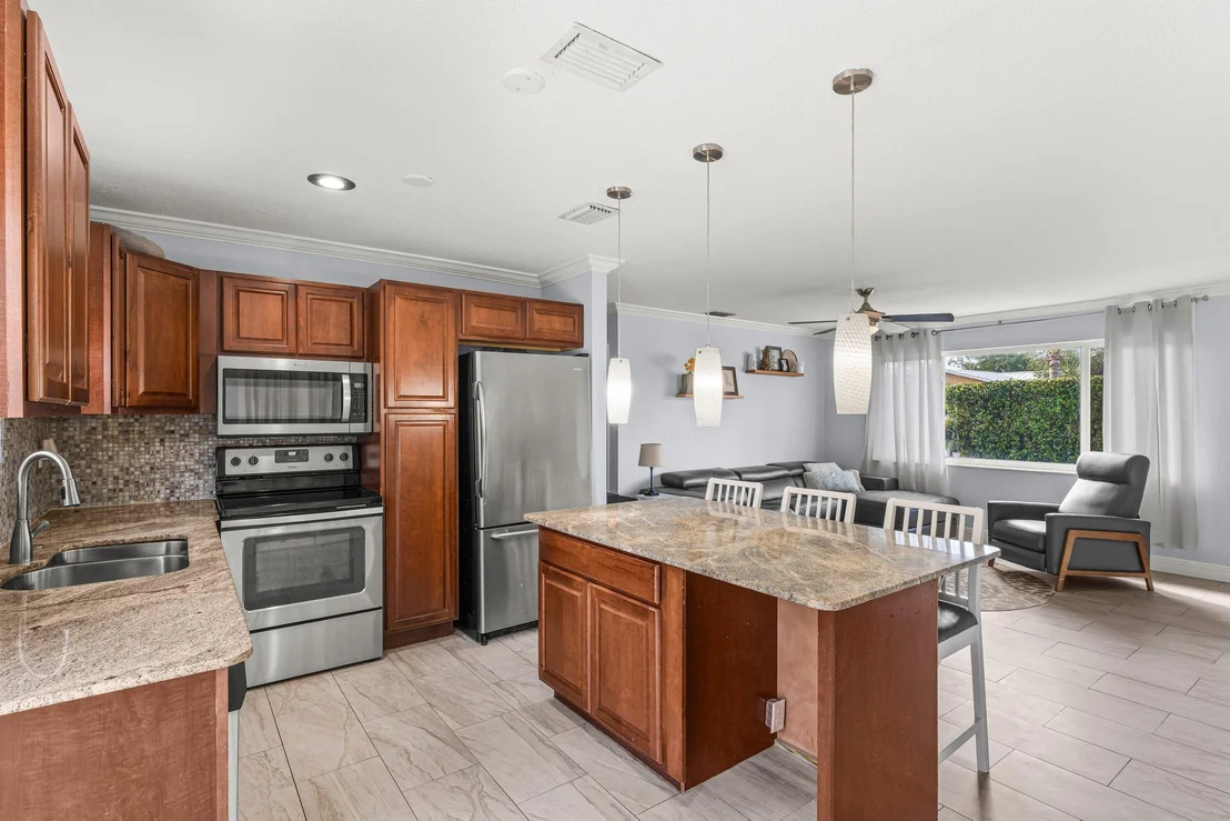 Photo of 149 SE 27th Place