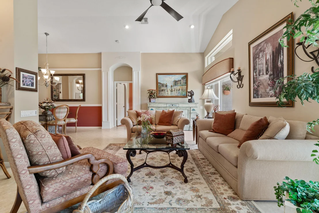 Photo of 6738 Sherbrook Drive
