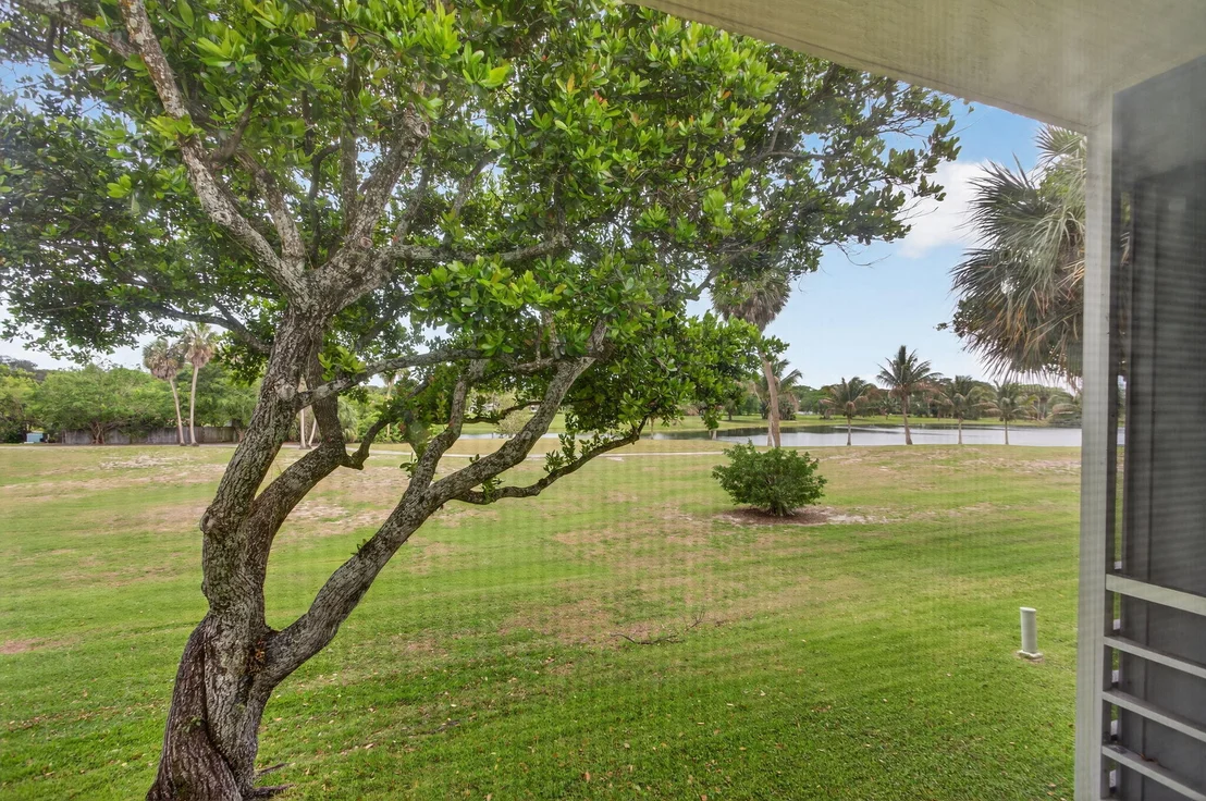 Photo of Unit 204A at 800 Cypress Boulevard