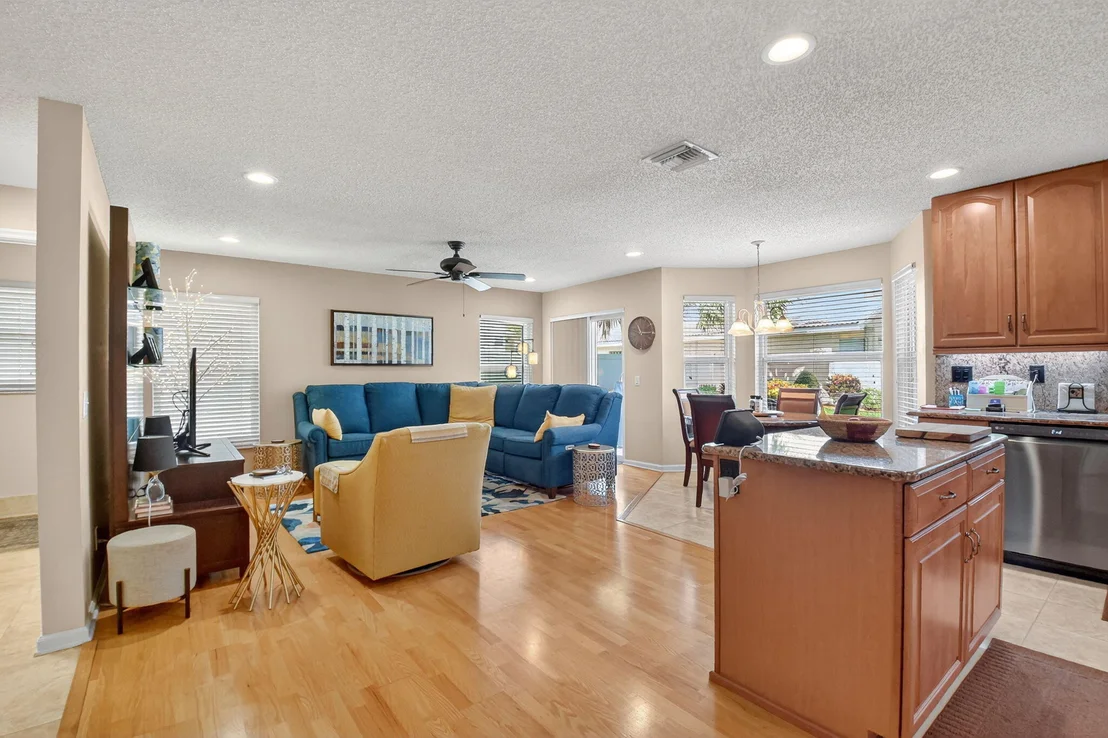 Photo of 7381 Chesapeake Circle