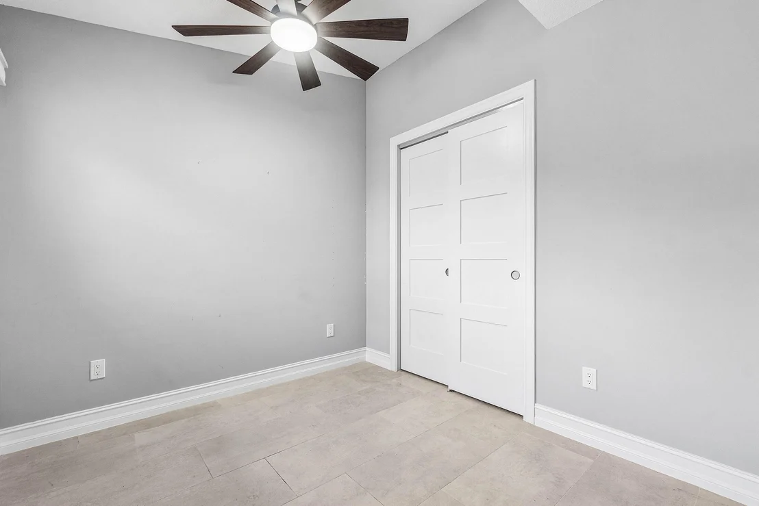 Photo of 120 Mayfair Lane