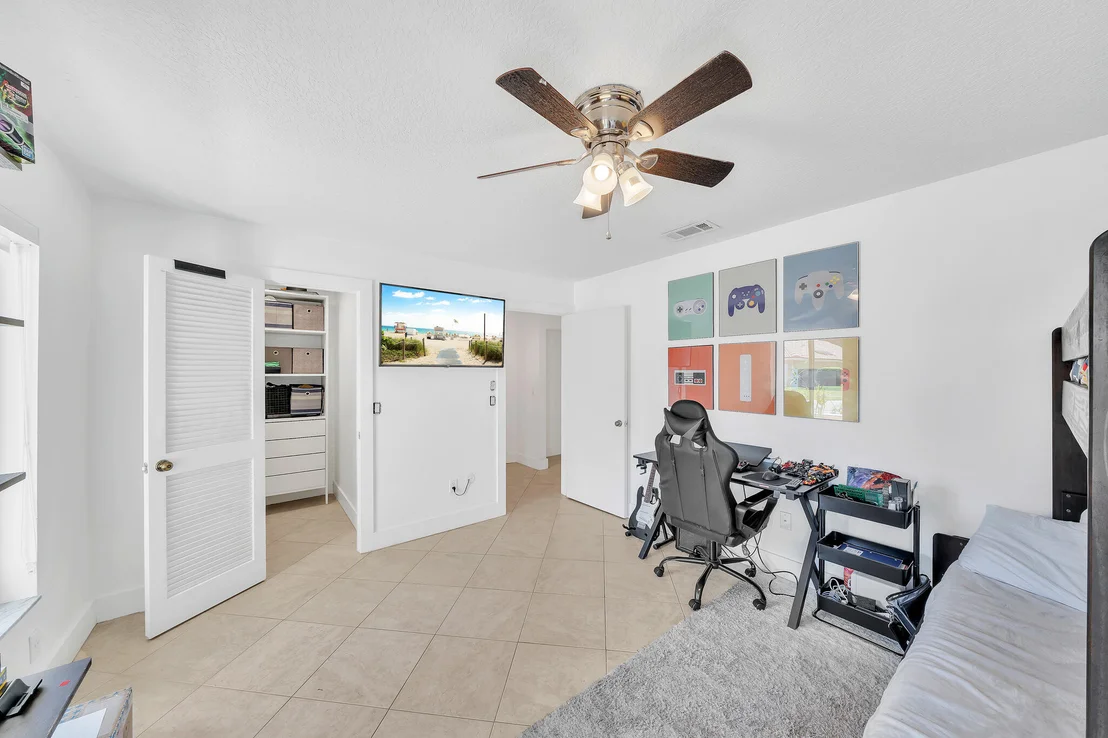 Photo of 10255 Sunset Bend Drive