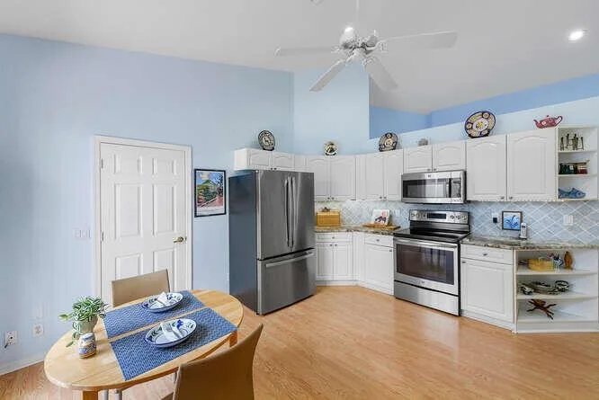 Photo of 5297 Brookview Drive