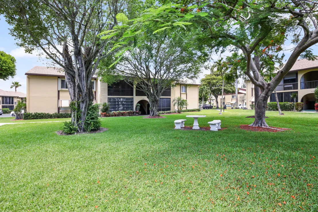 Photo of Unit C2 at 321 Pine Ridge Circle