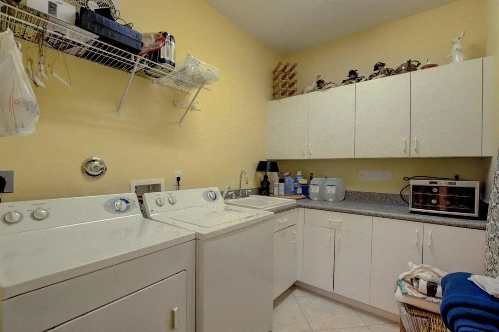 Photo of 8780 Palm River Drive