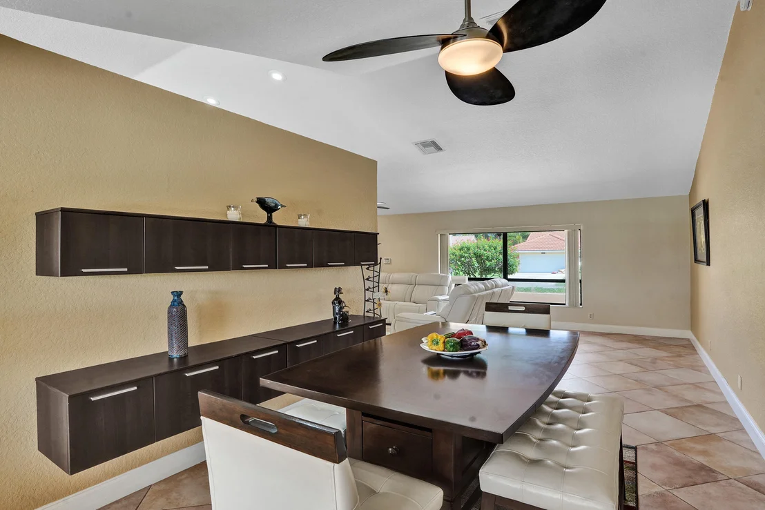 Photo of 9255 Sun Pointe Drive