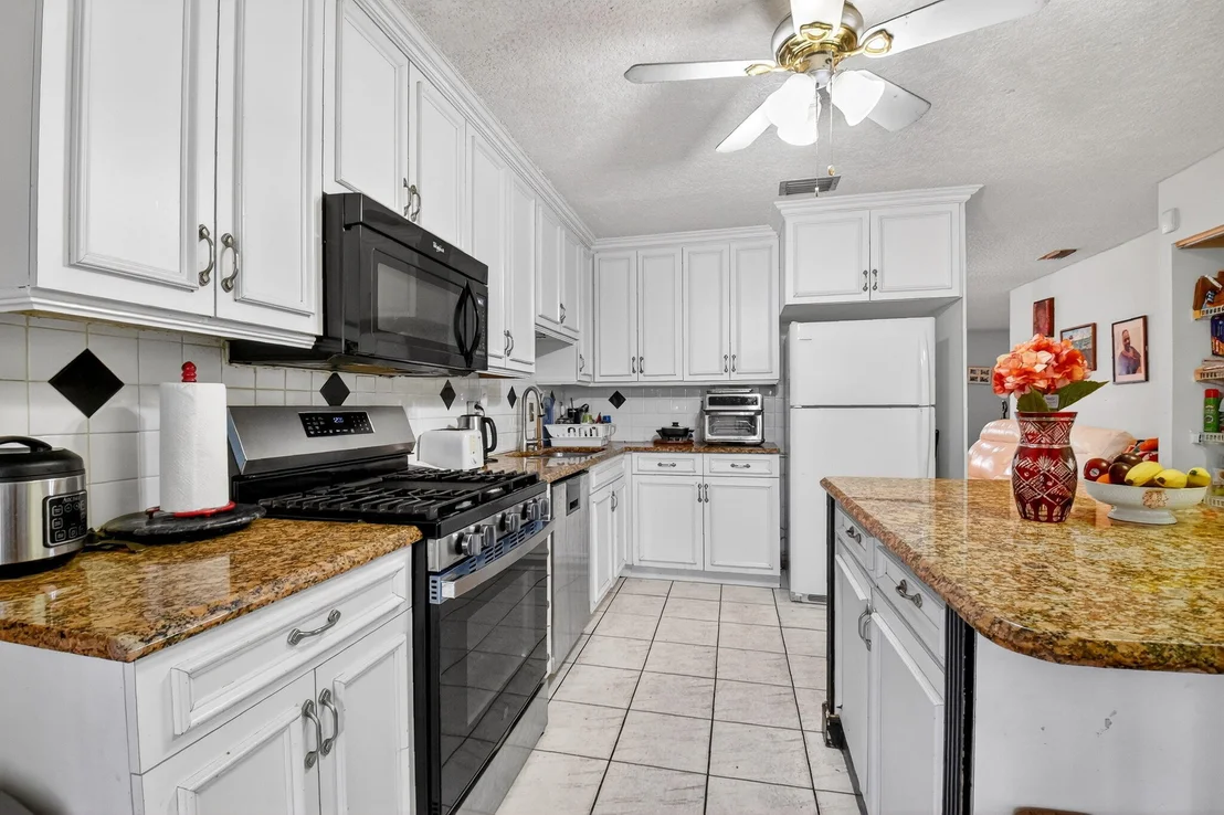 Photo of 4875 Poseidon Place