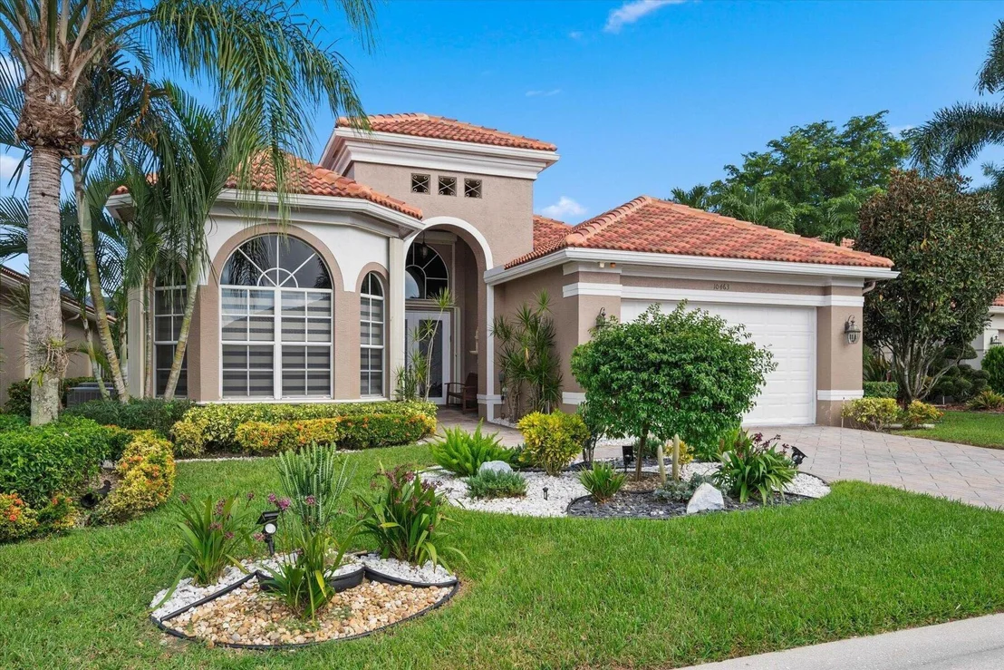 Photo of 10463 Laurel Estates Lane