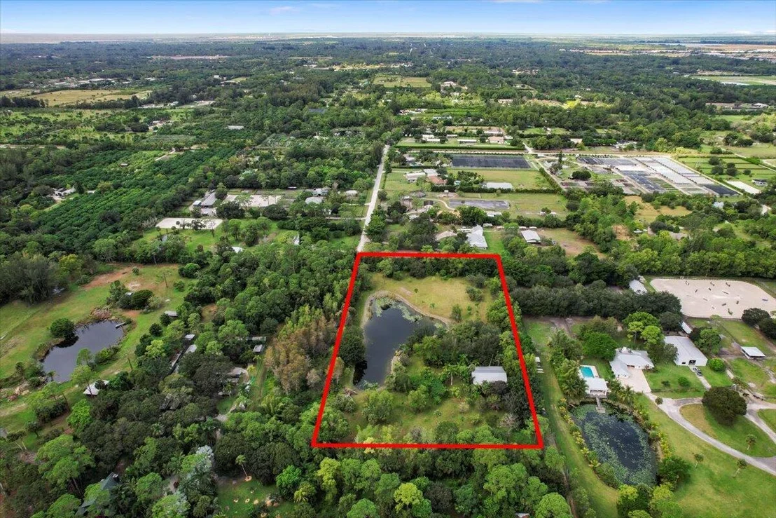 Photo of 3381 E Road