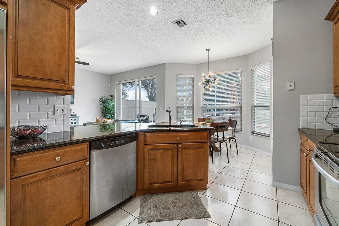 Photo of 7869 Manor Forest Lane