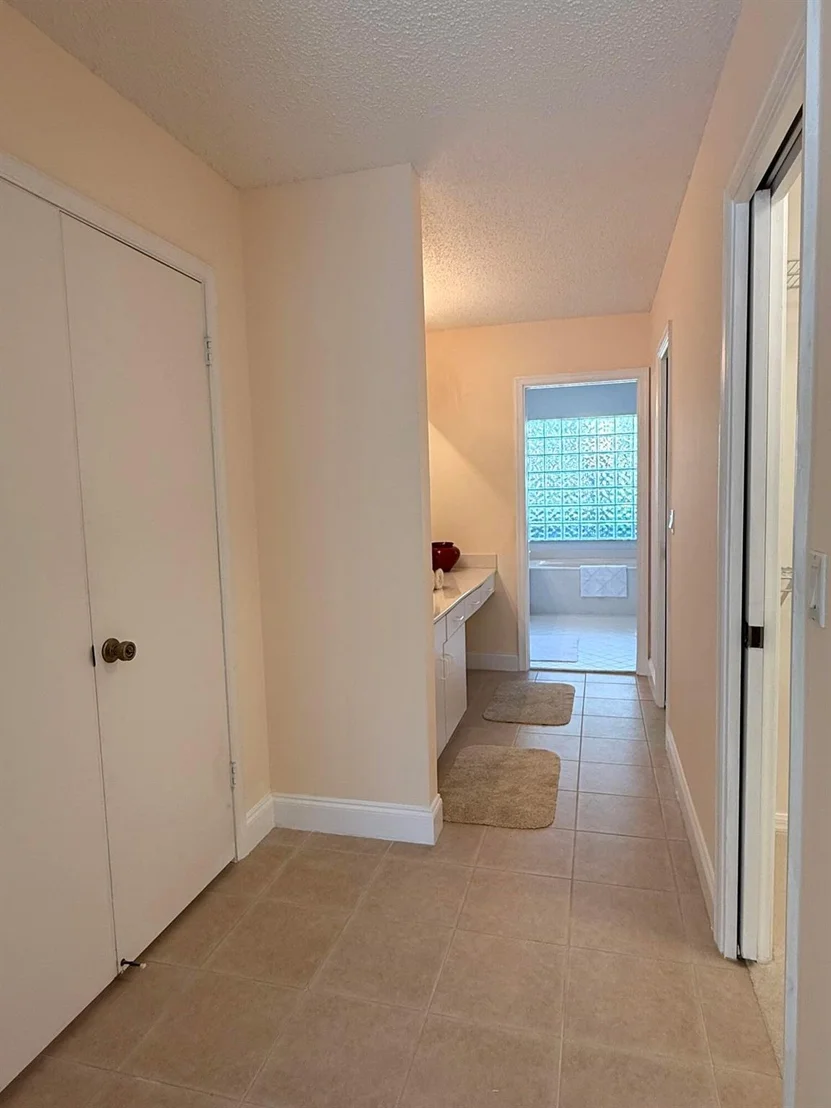 Photo of 330 Oregon Lane