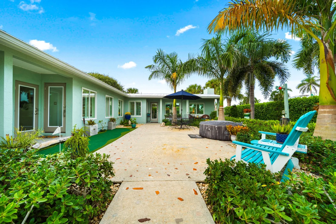 Photo of 1920 Jacaranda Drive