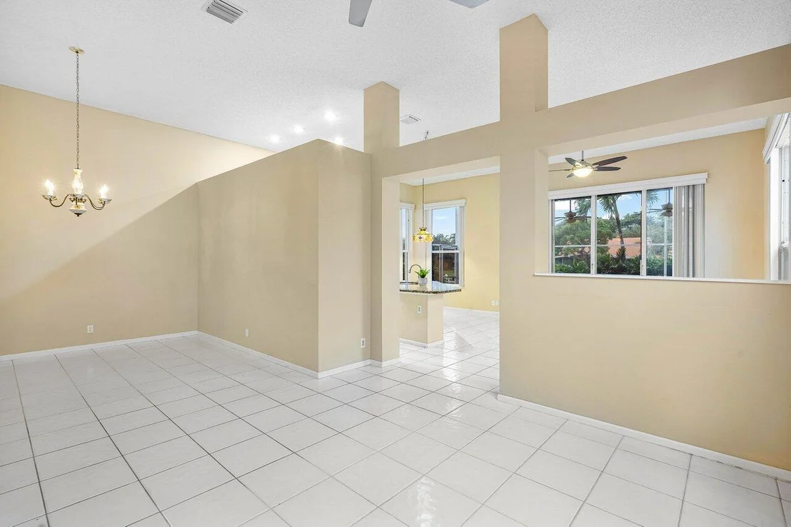 Photo of 5536 Grande Palm Circle