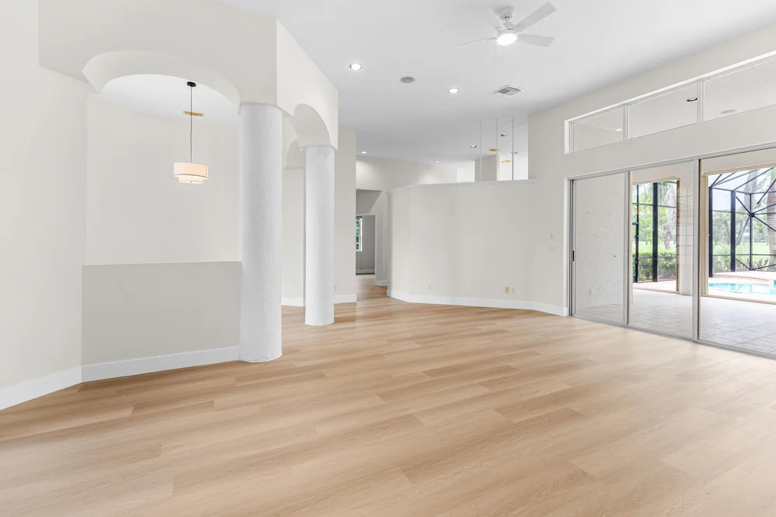 Photo of 9408 Meadowood Drive