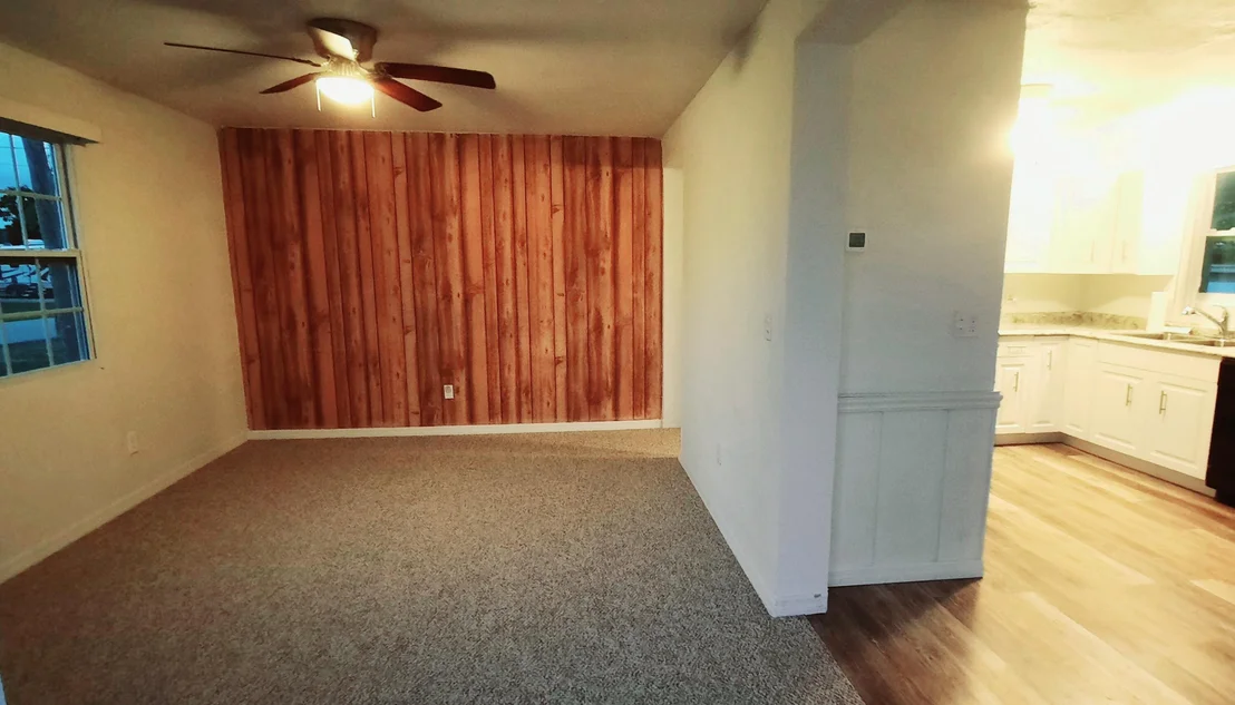 Photo of 1067 Elm Street